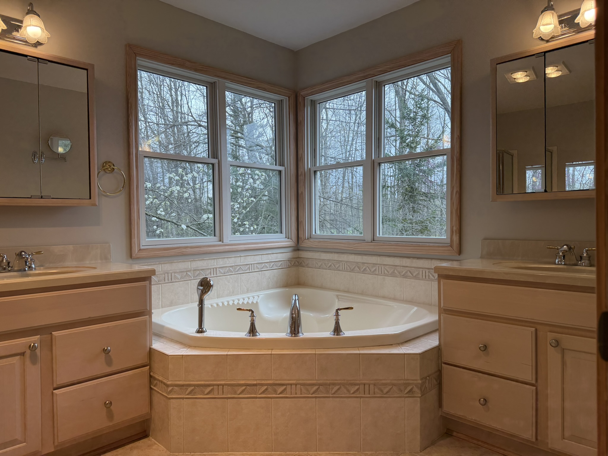 Primary bath — dual vanities